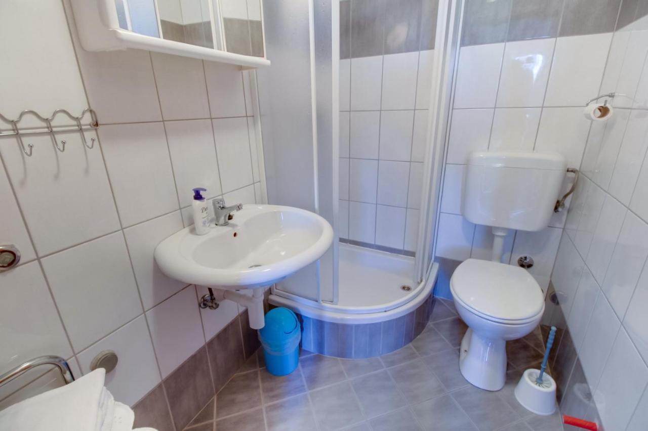 Apartments Rosa Mali Lošinj Eksteriør bilde