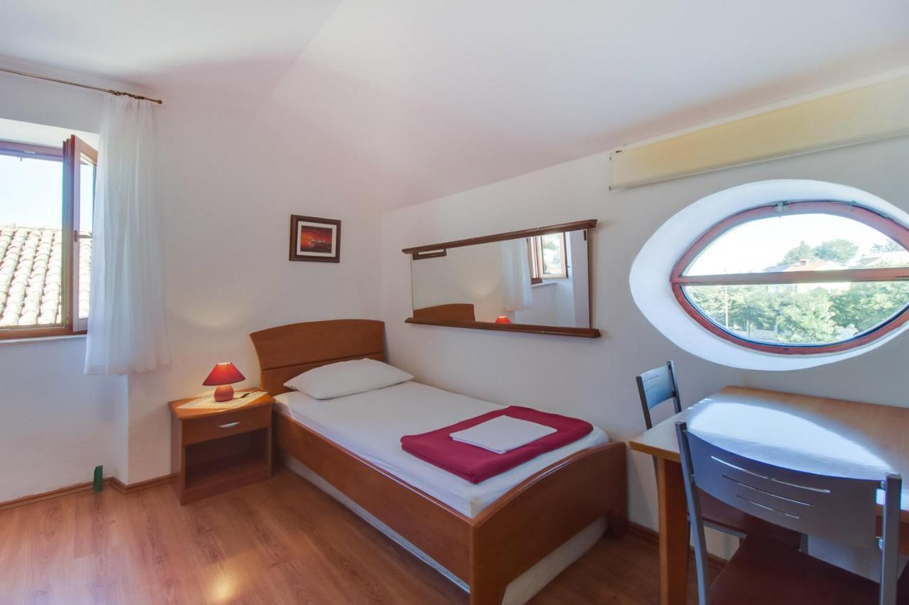 Apartments Rosa Mali Lošinj Eksteriør bilde