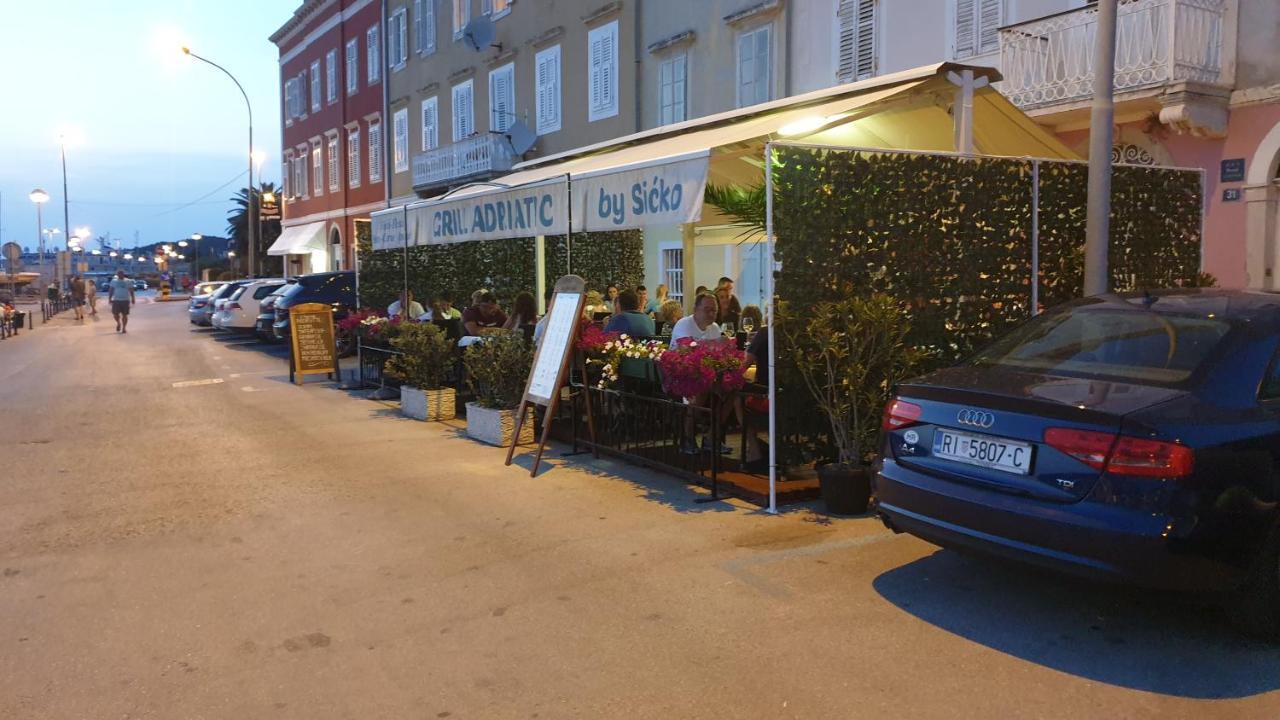 Apartments Rosa Mali Lošinj Eksteriør bilde