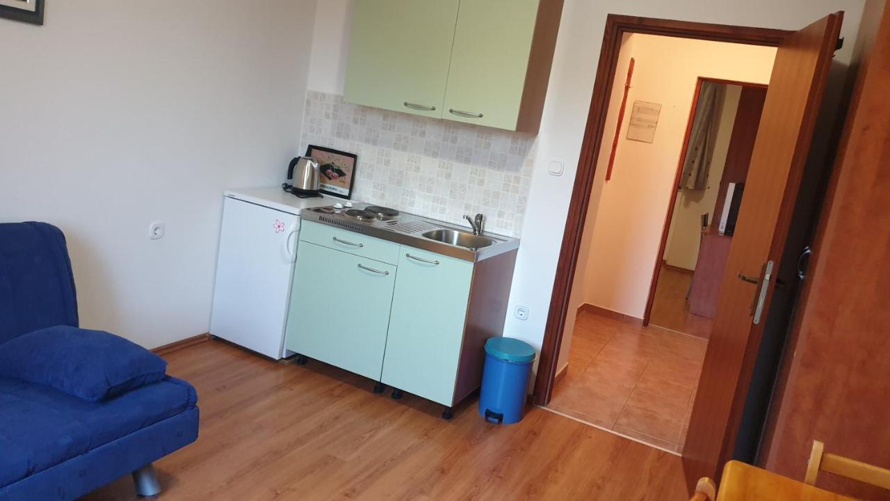 Apartments Rosa Mali Lošinj Eksteriør bilde