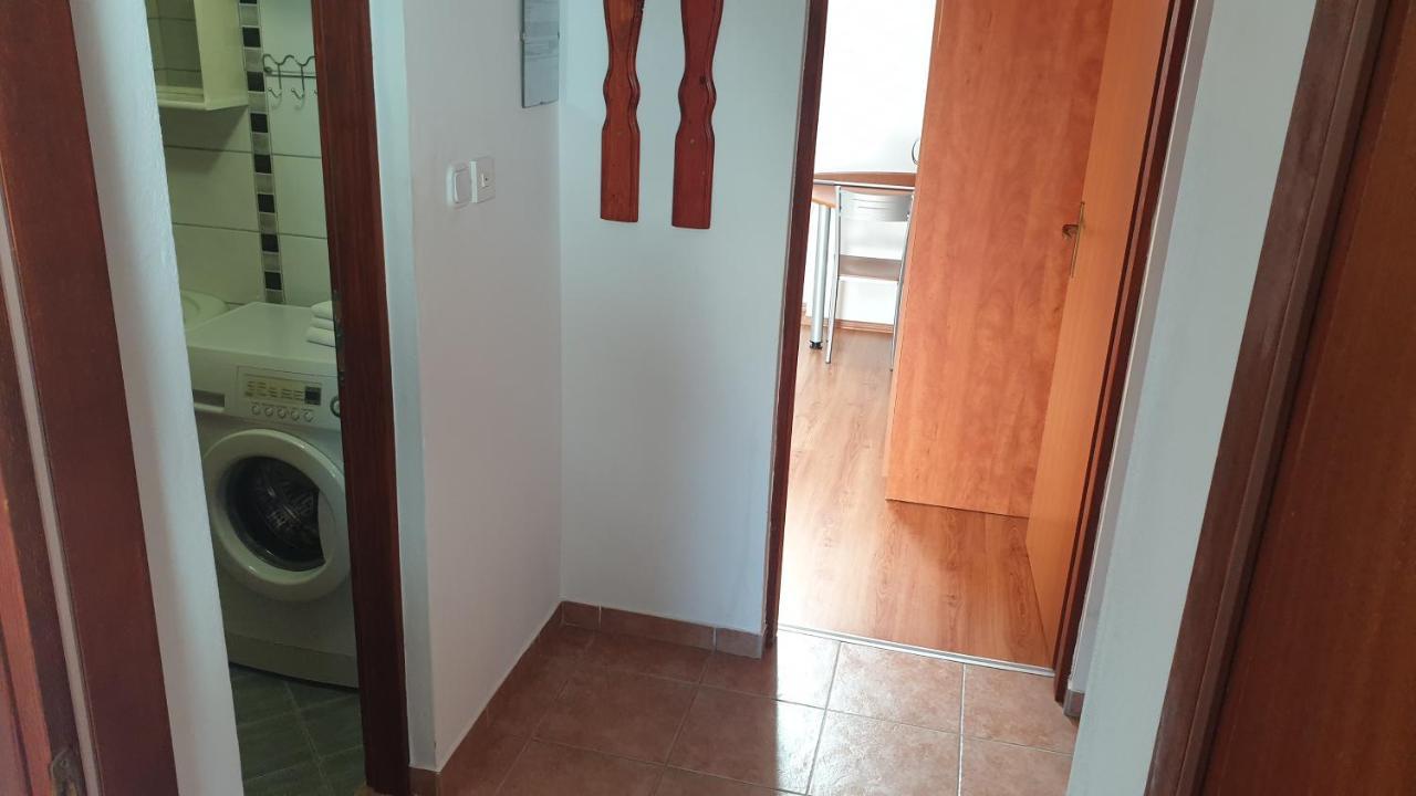 Apartments Rosa Mali Lošinj Eksteriør bilde